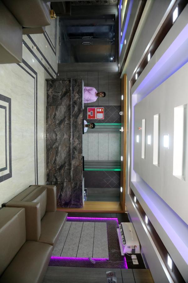 Baharampur Hotel Nandini المظهر الخارجي الصورة