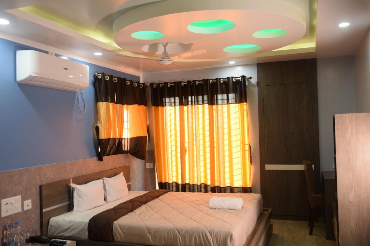 Baharampur Hotel Nandini المظهر الخارجي الصورة